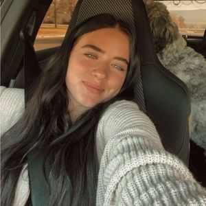 Meet your Posher, Cora